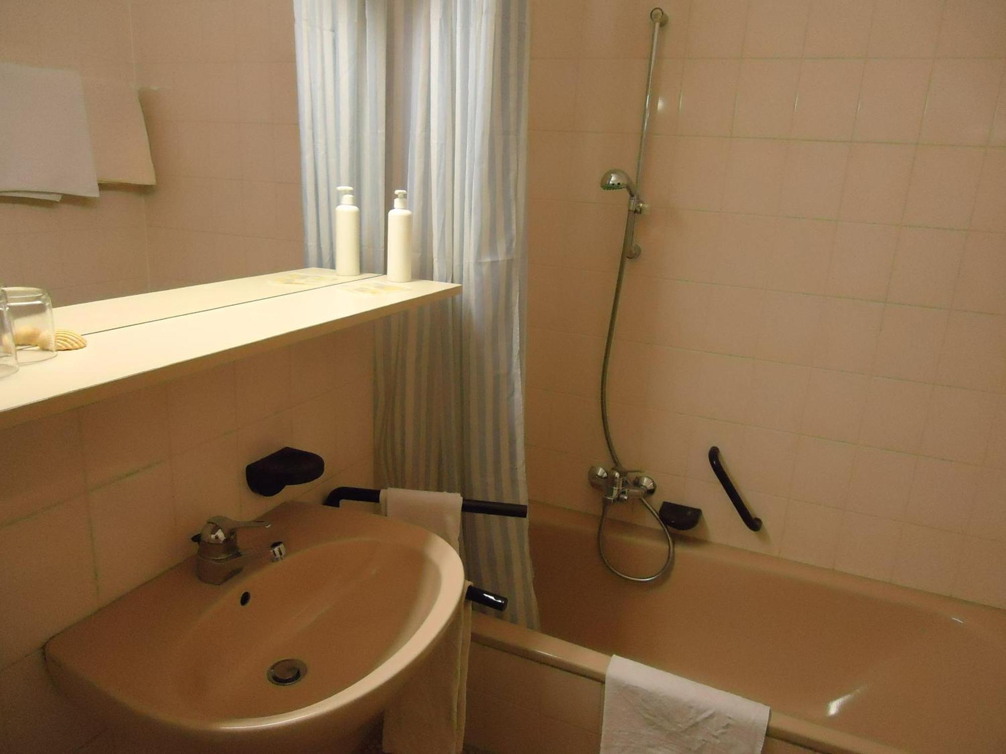 Enjoyhotel Garni Korntal Stuttgart B&B Zewnętrze zdjęcie